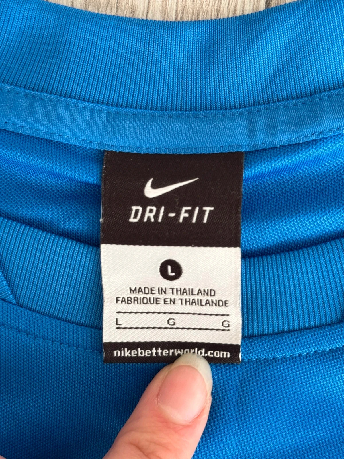 Nike sports shirt – photo 3